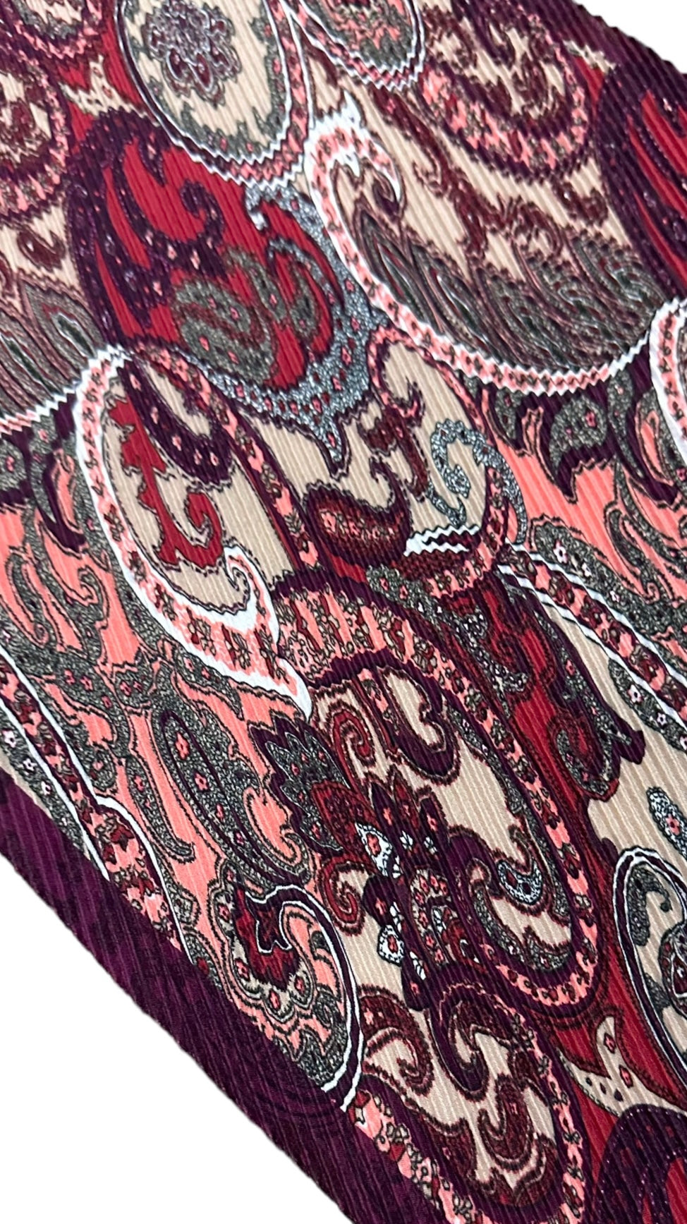 Pleated Italian | Paisley Print | Maroon