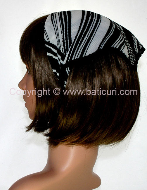 106-41 Pleated Italian | Mixed lines | White & Black