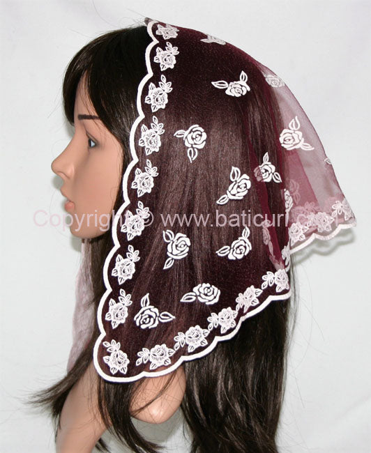 #54 Triangular Scattered roses- Burgundy/white