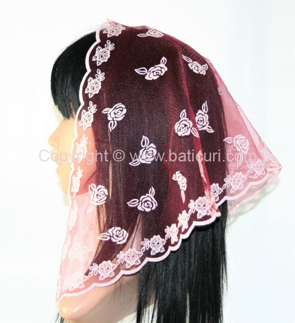 #54 Triangular Scattered roses- Maroon/white