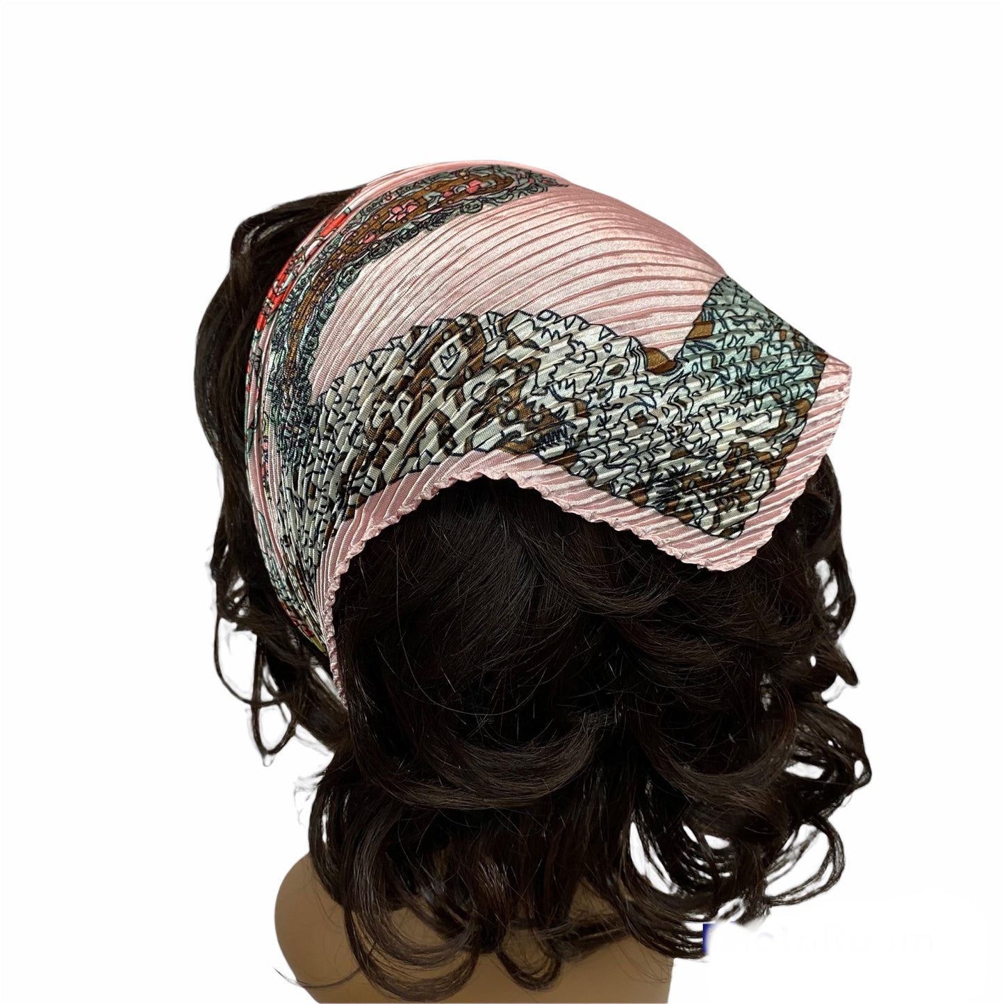 90-25 Polyester | Silky Pleated Scarves | Paisley w/ Border | Pink